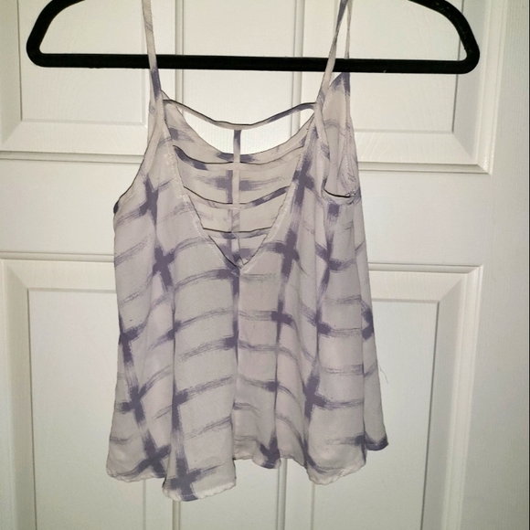 Flowy Tank Top Cami Spaghetti Strap Cross Back Design - Picture 2 of 3